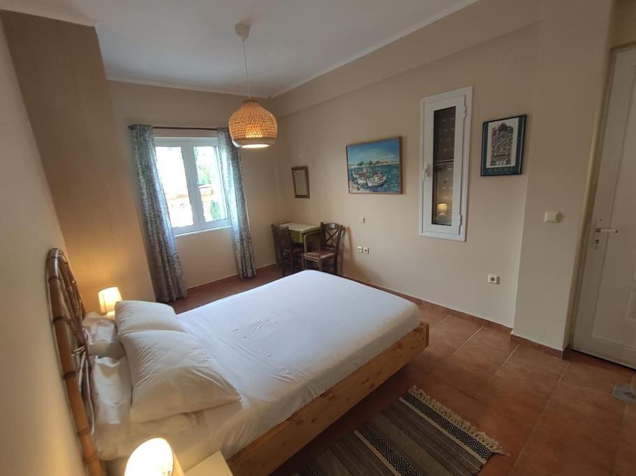 Villa Loula Lygia  Buitenkant foto